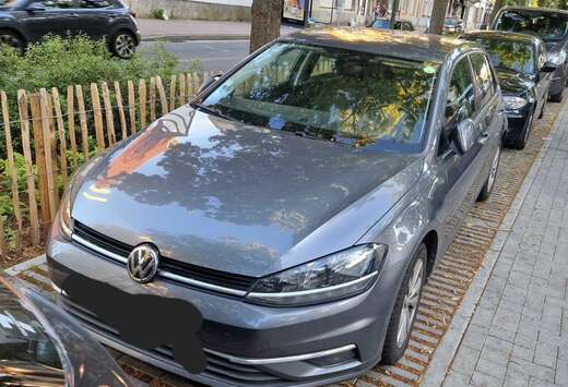 Volkswagen 1.6 SCR TDi Life Business Premium