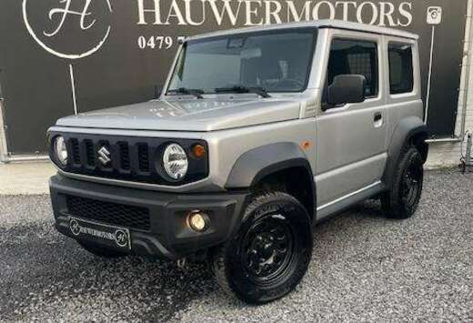 Suzuki Jimny 1.5i 4x4 GLX