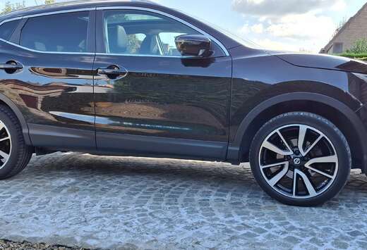 Nissan Qashqai 1.6 DIG-T TEKNA