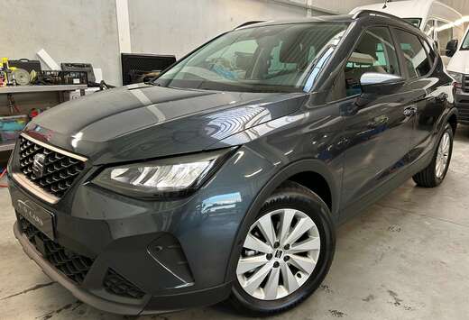 SEAT 1.0 TSI Full Options- CARPLAY -CAMERA - ETAT NEU ...