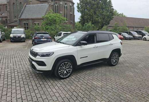 Jeep 27990€ ALTITUDE