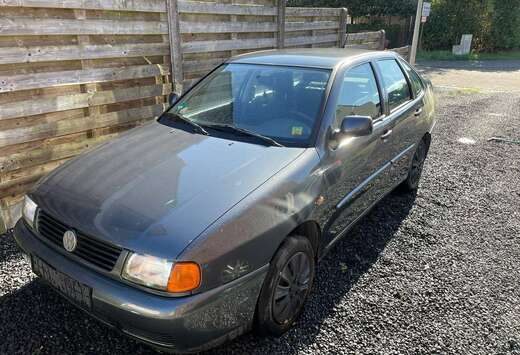 Volkswagen 1.6i
