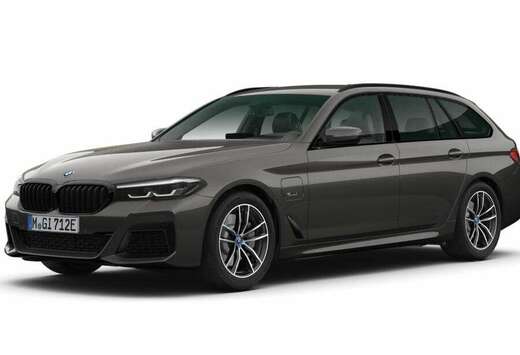 BMW e xDrive Touring M Sport / H-K / TRKHK /CAM /CRPL ...