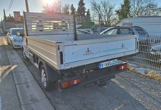 Ford ENTIERMENT RECONDITIONNE