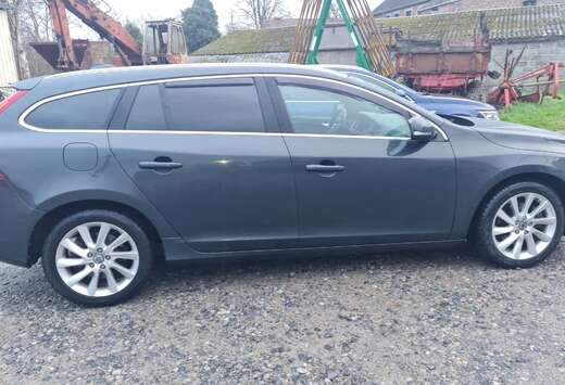 Volvo V60 2.0 D4 Summum Geartronic