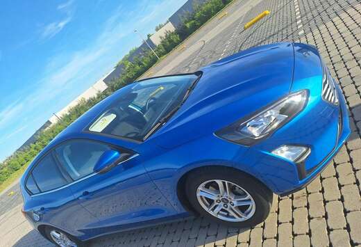 Ford Focus 1.0 EcoBoost Titanium