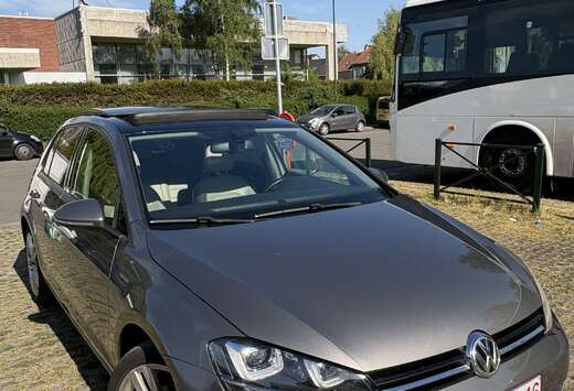Volkswagen 1.2i/ Automatique / Toit Ouvrant / Camera  ...