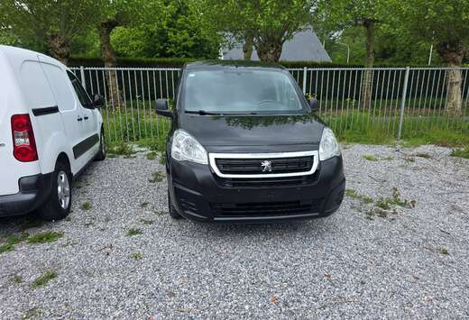 Peugeot 1.6 BlueHDi L1 STD -ETAT PROCHE DU NEUF-3 PLA ...