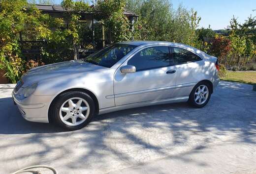 Mercedes-Benz C 180 Coupe Sport Kompressor