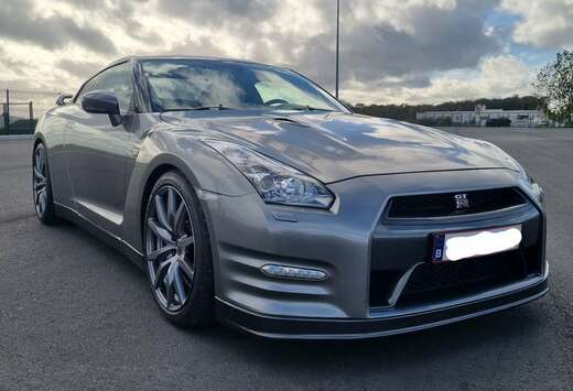 Nissan 3.8 Turbo V6