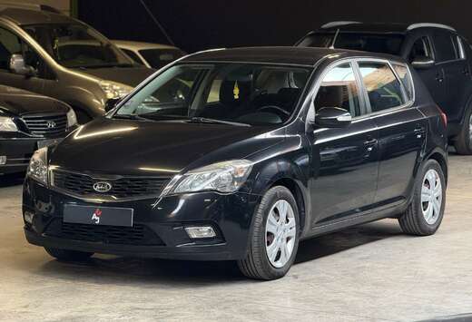 Kia 1.4 CVVT Attract