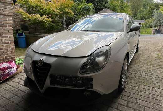 Alfa Romeo Giulietta 1.8 TBi 16V TCT Quadrifoglio Ver ...