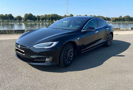 Tesla 75D