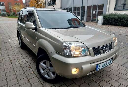 Nissan 2.0i 2WD XE