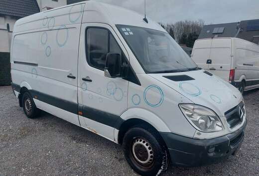 Mercedes-Benz 313 2.1 CDI A2H2  (export -handelaar)