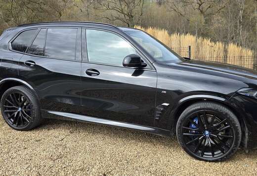 BMW xDrive50e (360 kW) FULL option