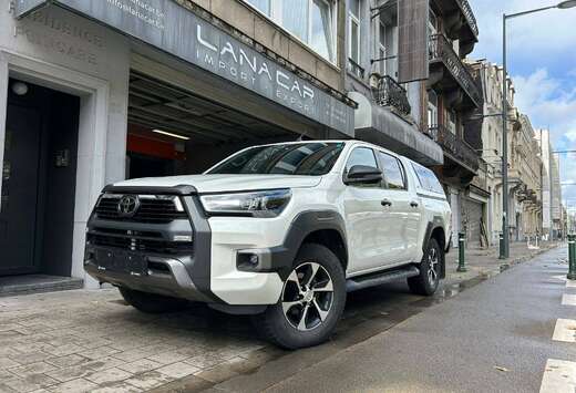 Toyota Hilux 2.8 D-4D 4WD Invincible