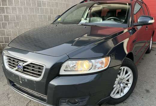 Volvo 1.6 D DRIVe Start/Stop + NAVI + CUIR