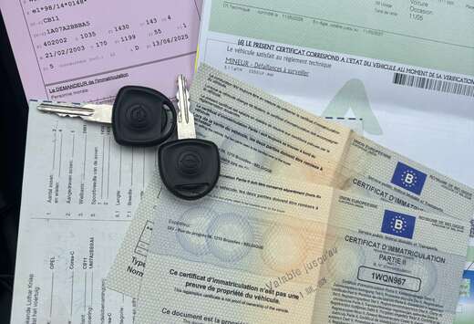 Opel 1.2i XE 16v Sport Prete A Immatriculé