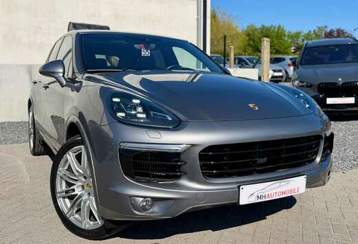 Porsche 4.2 Bi-Turbo D V8 S Tiptronic S