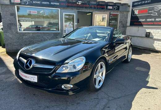Mercedes-Benz AMG 19\