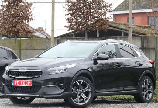 Kia XCeed 1.6 CRDi Navi * slechts 95000km