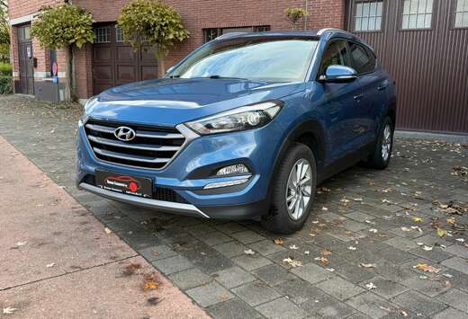 Hyundai Tucson blue 1.6 GDi 2WD Trend