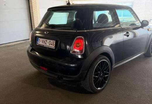 MINI 1.6i