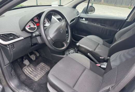 Peugeot 1.4i Sporty