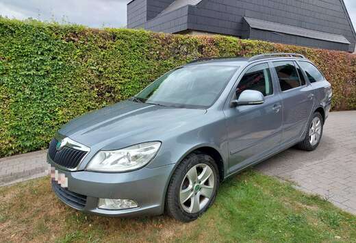 Skoda Octavia Combi 1.6 TDI DPF Ambition Green tec