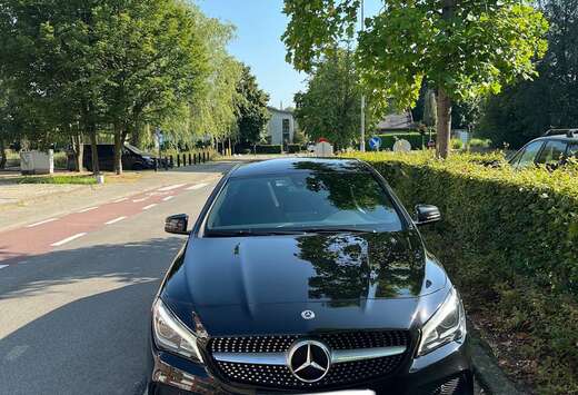 Mercedes-Benz Shooting Brake 7G-DCT AMG Line