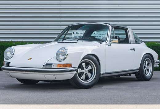 Porsche 911 2.4 T Targa