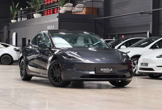 Tesla HIGHLAND - RWD - HIGHWAY AUTOPILOT