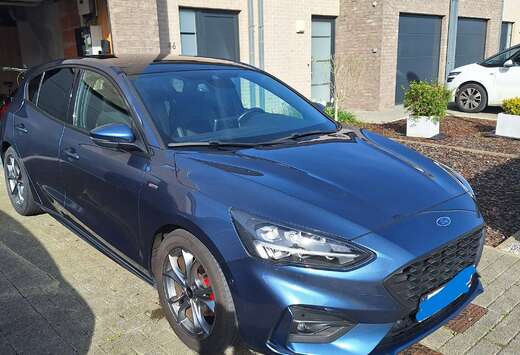 Ford Focus 1.5 EcoBoost ST Line X PANO DAK