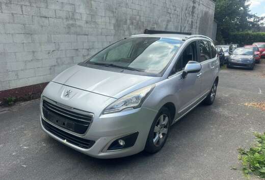 Peugeot 5008 1.6 BlueHDi Style