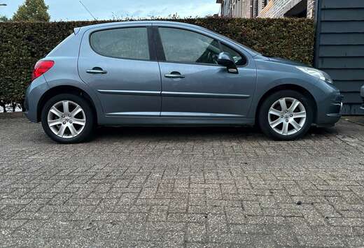 Peugeot 1.6i 16v Sporty