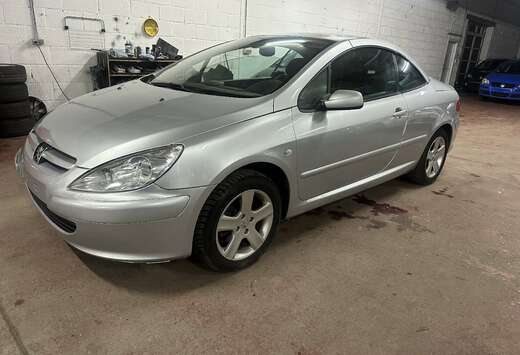 Peugeot CC 2.0 16V - 138 A