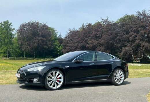 Tesla Model S 85 Performance PLUS