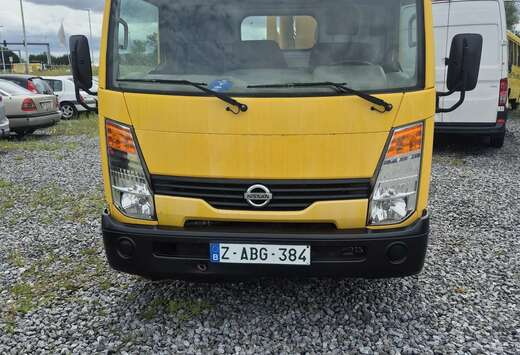 Nissan 2.5 dCi S Lift 20 Mètres