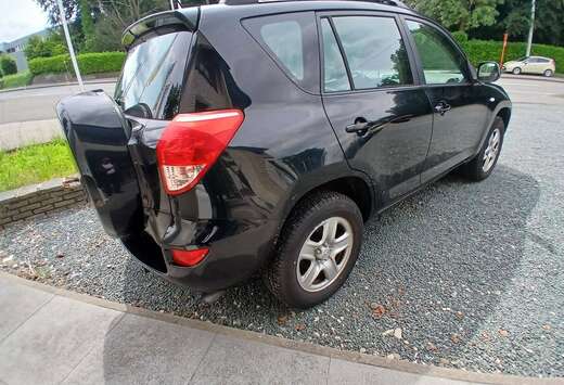 Toyota RAV4 2.0i VVT-i 16v VX