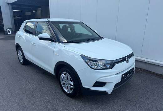 SsangYong Tivoli 1.6i e-XGi 2WD Crystal
