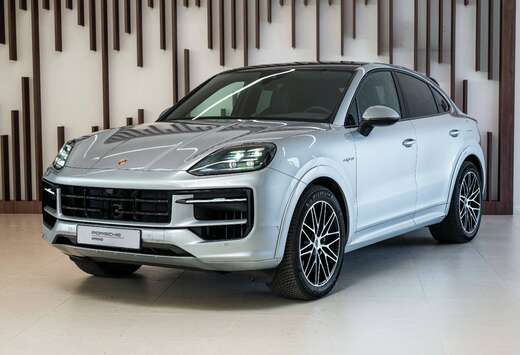 Porsche Cayenne Coupé E-Hybrid 3.0 Turbo V6 (346 kW)