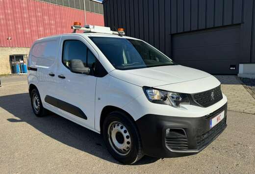 Peugeot 1.5 100cv GRIP Caméra de recul/3 Pla/Attache ...