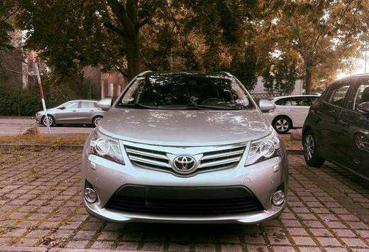 Toyota Avensis 1.8i Comfort Multidrive S