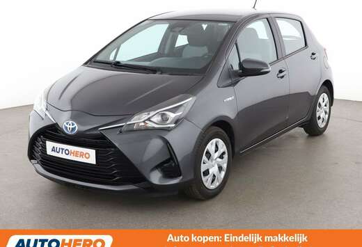 Toyota 1.5 Hybrid Cyan Edition