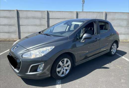 Peugeot 1.6 HDi 92ch FAP Style