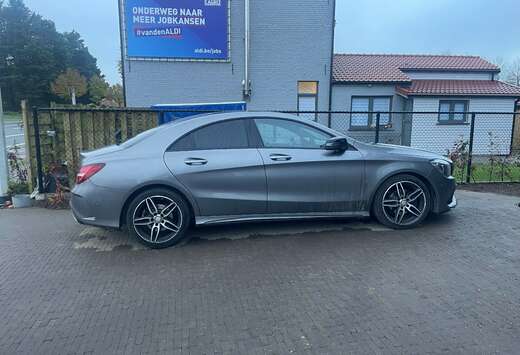 Mercedes-Benz CLA 200 7G-DCT AMG Line