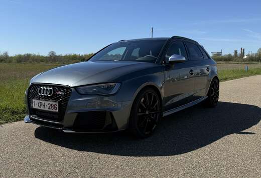 Audi RS3 Sportback 2.5 TFSI Quattro S tronic
