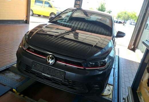 Volkswagen 2.0 TSI 207 CV DSG7 * MATRIX * CARPLAY *