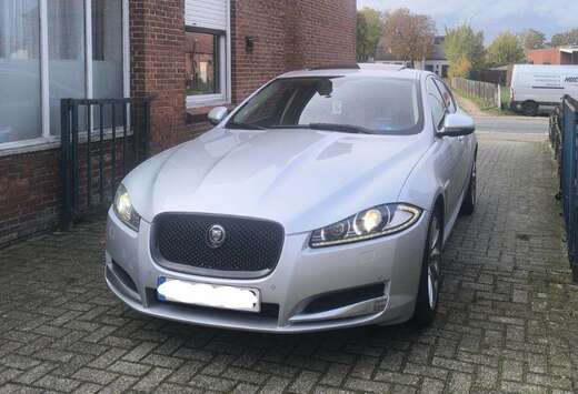Jaguar XF 2.2 Diesel